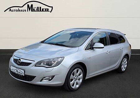 Opel Astra J SpTo Innovation 1.6 AT Xenon AHK SHZ Mehrzonenk