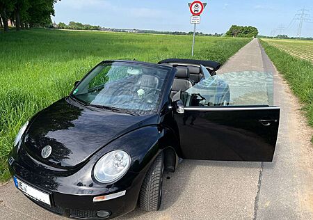 VW New Beetle Volkswagen Cabriolet 1.6