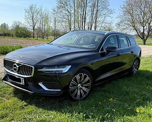 Volvo V60 Inscription Expression Recharge Plug-In Hybrid AWD