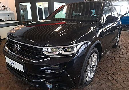 VW Tiguan Volkswagen R-Line 4Motion*KAMERA*HEAD-UP*