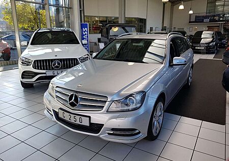 Mercedes-Benz C 250 AVANTGARDE XENON AUT PTS