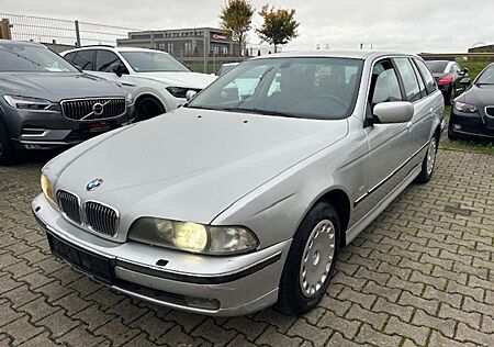 BMW 520 i Touring Leder Automatik TÜV neu Klima