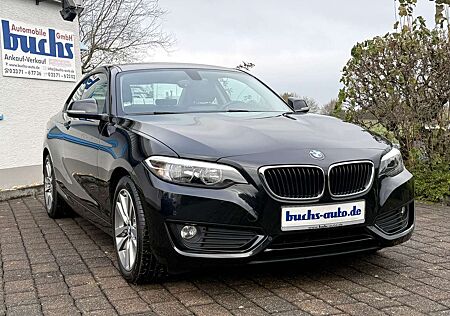 BMW 220 i Coupé 1. Hand Scheckheft