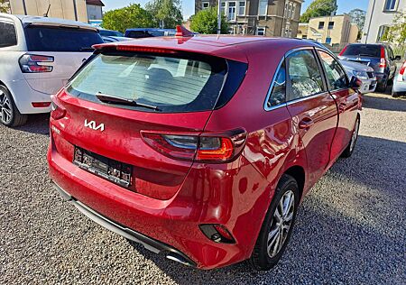 Kia Cee'd Ceed / Vision