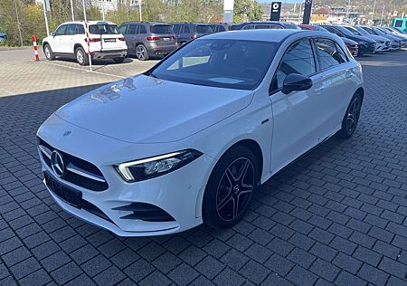Mercedes-Benz A 250 e AMG Edition 2020 NIGHT*Kamera*LED*Ambien