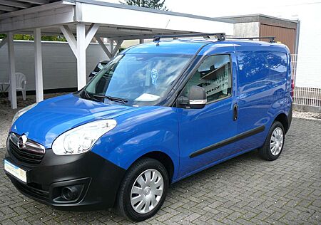 Opel Combo Klima,Rückfahrkamera,AHK,PDC,Dachträger,usw!