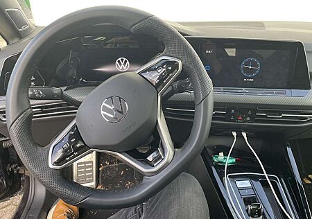 VW Golf Volkswagen 2.0 TDI SCR DSG R-Line