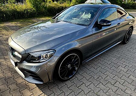 Mercedes-Benz C 300 Coupe 9G-TRONIC AMG Line Plus