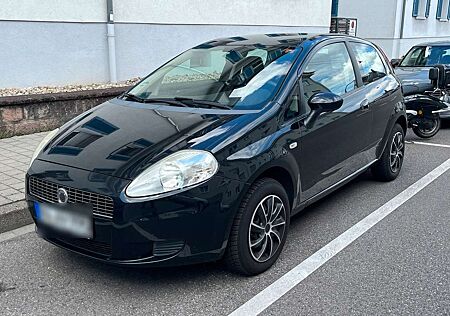 Fiat Grande Punto 1.4 Klima TÜV 02/25 technisch TOP Pioneer Sound