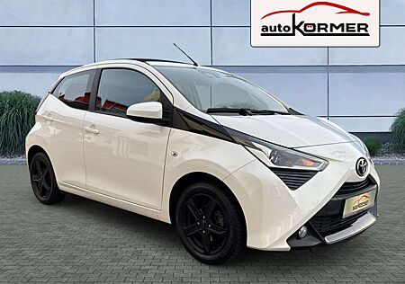 Toyota Aygo 1.0 x-sky CarPlay,Faltdach,Kamera,Sitzhzg.,DAB