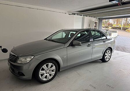 Mercedes-Benz C 180 Kompressor BlueEFFICIENCY