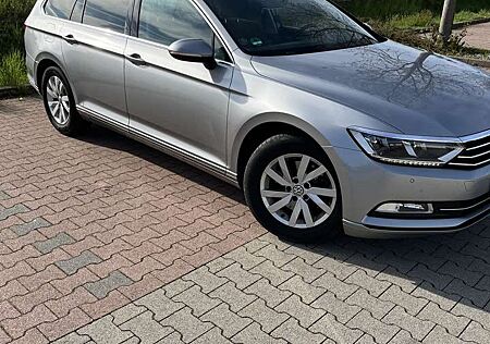 VW Passat Variant gebraucht kaufen VW Passat Variant Volkswagen 2.0 TDI SCR DSG Comfortline