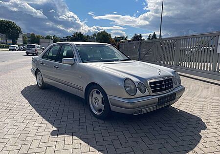 Mercedes-Benz E 320 Elegance Limo Automatik TÜV-27