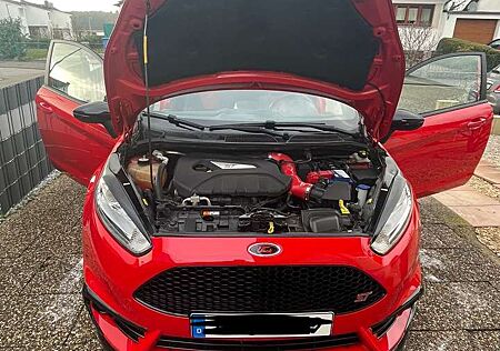 Ford Fiesta 1.6 EcoBoost ST