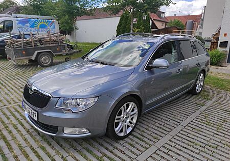 Skoda Superb Combi 2.0 TDI DSG Elegance