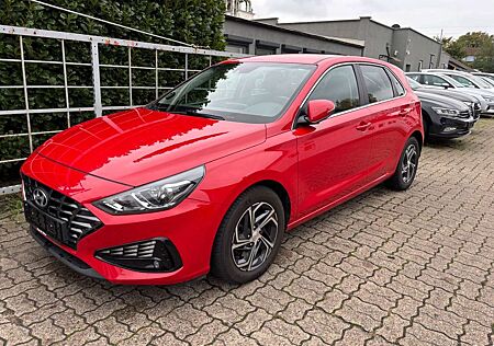 Hyundai i30 Select Automatik Kamera ACC STH. Spurhalt.