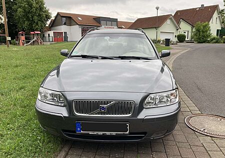 Volvo V70 Bi-Fuel Momentum