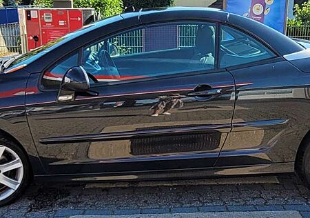 Peugeot 207 CC 120 VTi Filou
