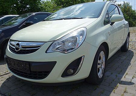 Opel Corsa D Satellite