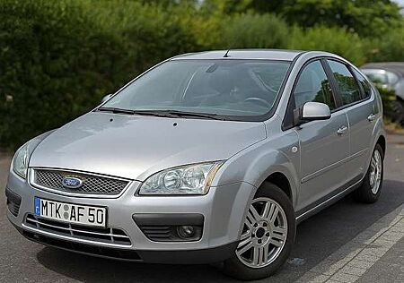 Ford Focus 1.6 / TOP Zustand