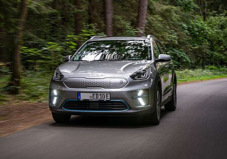 Kia Niro e- Spirit. Alle Extras. VI KØRER BILEN TIL DANMARK