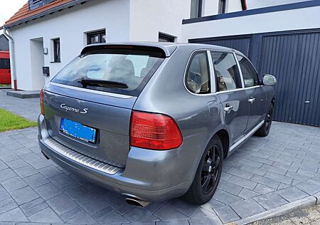 Porsche Cayenne S Tiptronic S