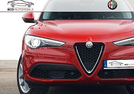 Alfa Romeo Stelvio Super Q4*VELOCE*AHK*NAVI*VOLL-LEDER*APPL