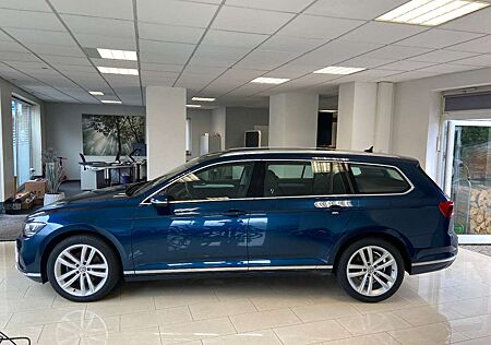 VW Passat Variant Volkswagen Elegance