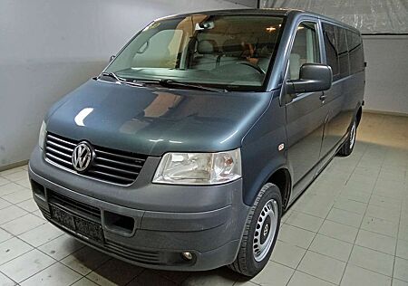 VW T5 Caravelle Volkswagen Caravelle Trendline 4Motion lang