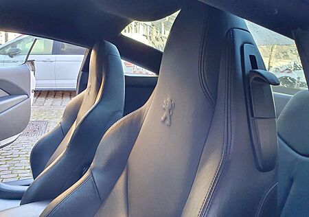 Peugeot RCZ 1.6 200 THP