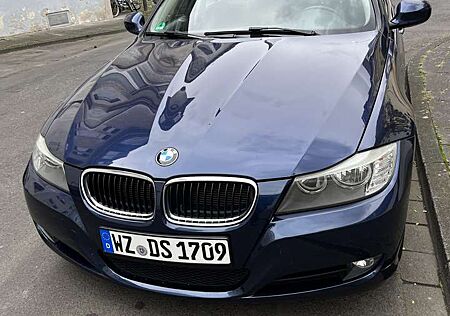 BMW 320i 320 Edition Exclusive