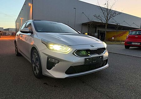 Kia Cee'd Ceed / Platinum Edition GT-Line
