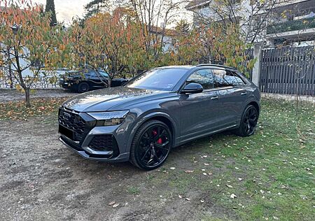 Audi RS Q8 4.0 TFSI quattro