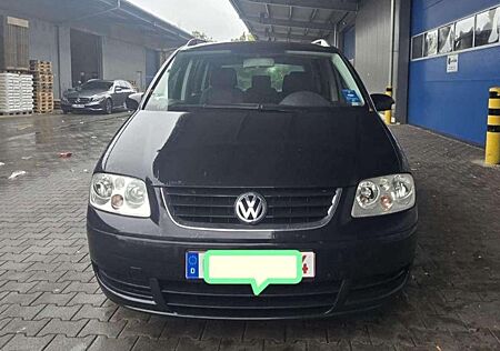VW Touran Volkswagen Trendline