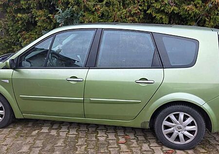 Renault Scenic 2.0