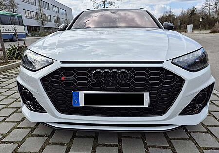 Audi RS4 RS4 Avant Competition Plus 290 km/h+2J Garantie, !!! Vollausstattung !!!+AHK