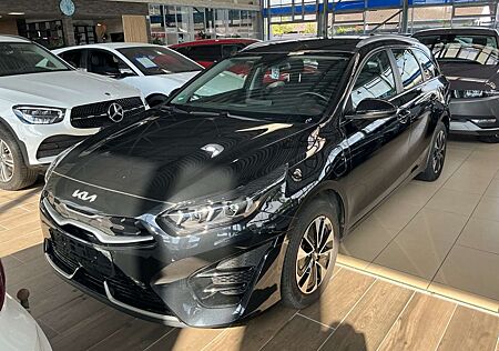 Kia Cee'd Ceed / Spirit*Bi-LED*R.Cam*CarPlay*ACC