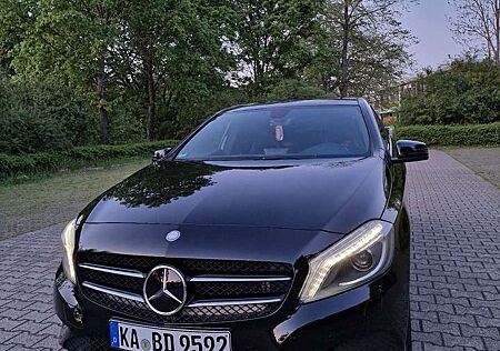 Mercedes-Benz A 180 BlueEfficiency (176.042)
