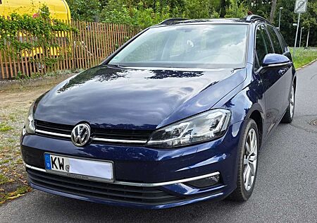 VW Golf Variant Volkswagen Golf VII Variant, sehr reiche Ausstattung, 150PS