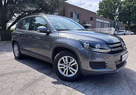 VW Tiguan Volkswagen BMT SITZHZG. PARK-ASSIST ALU SCHECKHEFT