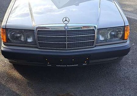 Mercedes-Benz 190 E