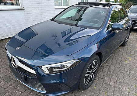 Mercedes-Benz A 250 e DCT Progressive Pano Kamera LED Navi