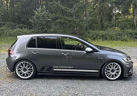 VW Golf R Volkswagen
