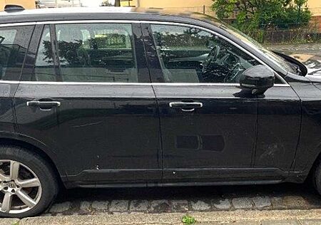 Volvo XC 90 gebraucht kaufen Volvo XC 90 XC90 XC90 D5 AWD Geartronic Momentum