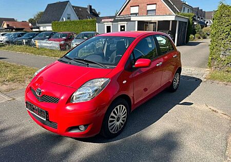 Toyota Yaris Life/Klimaautomatik/Scheckheft/Automatik