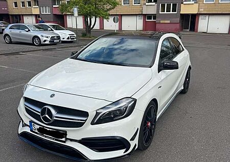 Mercedes-Benz A 45 AMG Vollausstattung, AGA, Aero, Schalensitze, Panorama