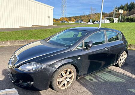 Seat Leon Stylance / Style *Klimaauto*Lederlenkrad*