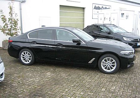 BMW 530e 530 5er Plug-In-Hybrid xDrive Aut.