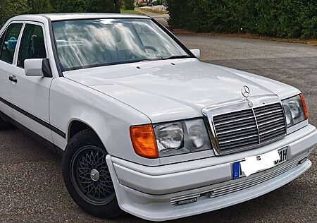 Mercedes-Benz E 260 W124 H-Zulassung sehr günstiger Unterhalt