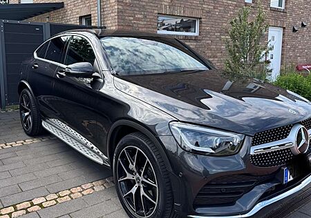 Mercedes-Benz GLC 300 GLC-Coupe 300 4Matic 9G-TRONIC AMG Line